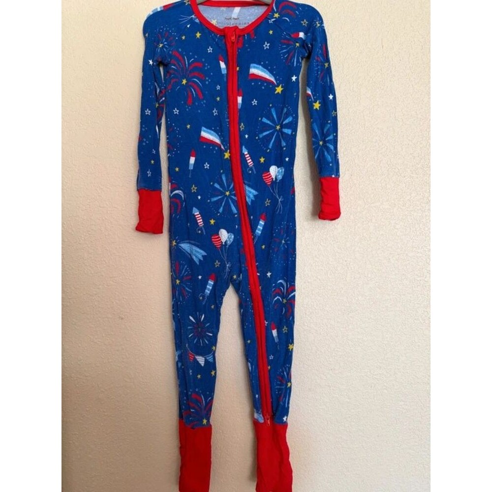 Fireworks zippy Little Sleepies size 2T